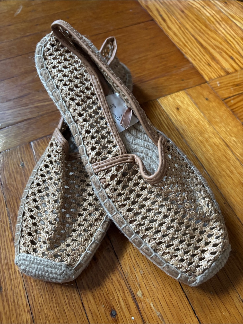 H&M Woven Slip-On Women’s Flats in Natural Brown